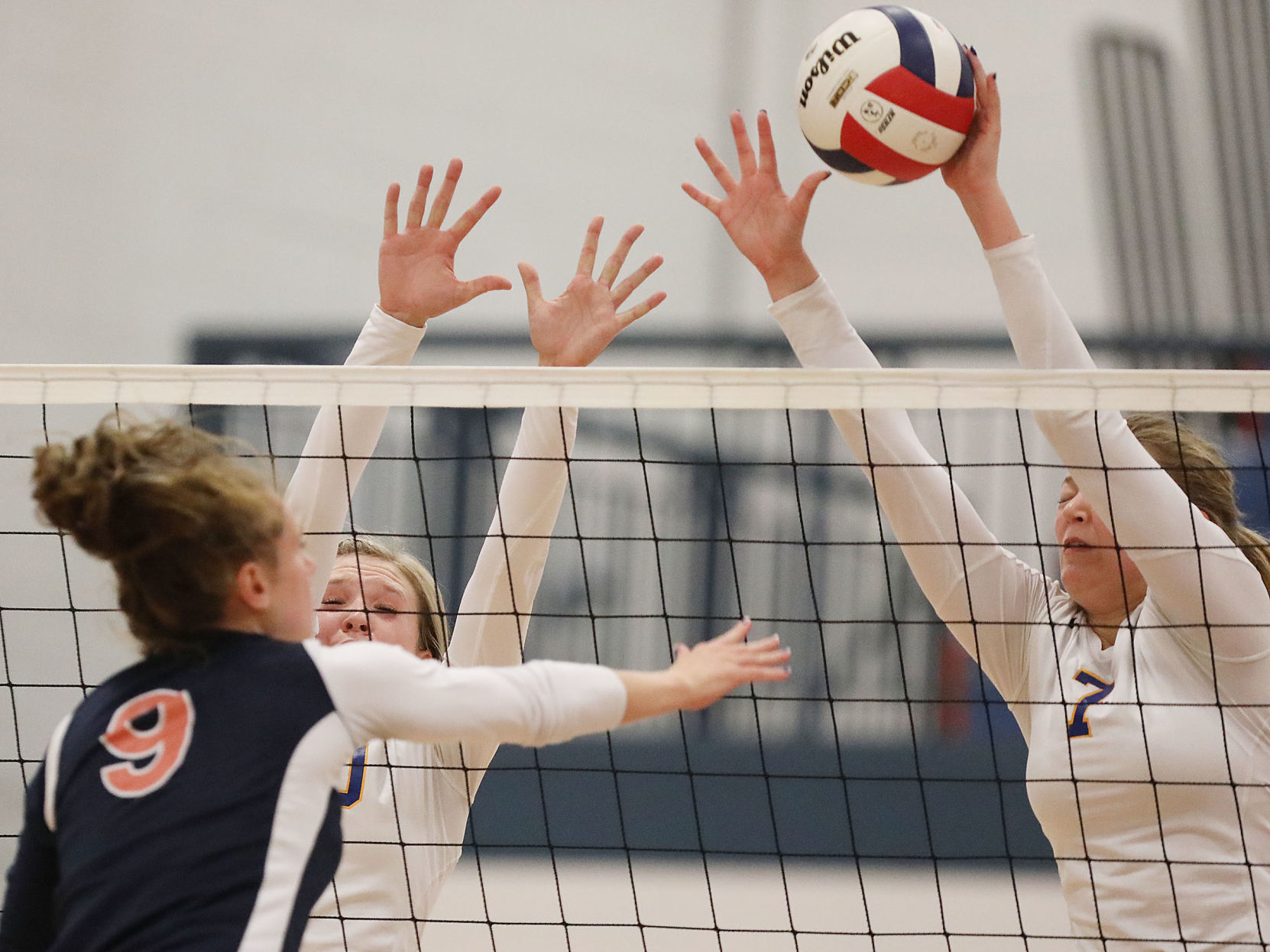 Maroa Forsyth vs New Berlin volleyball 10 10.29.18.jpg